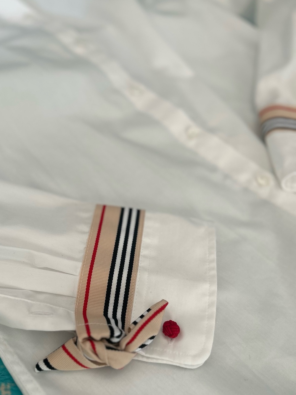 Pearly Vine Classic White button up shirt with French cuff ribbon